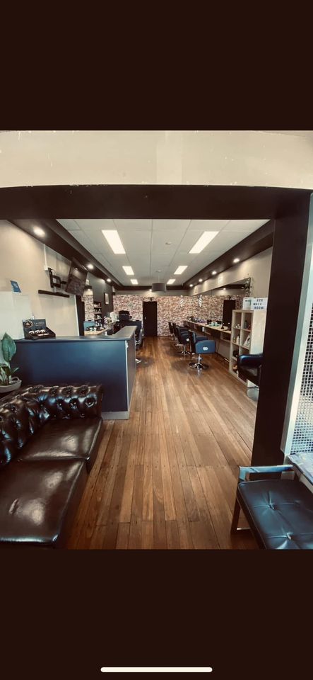 Maleroom men's hair studio